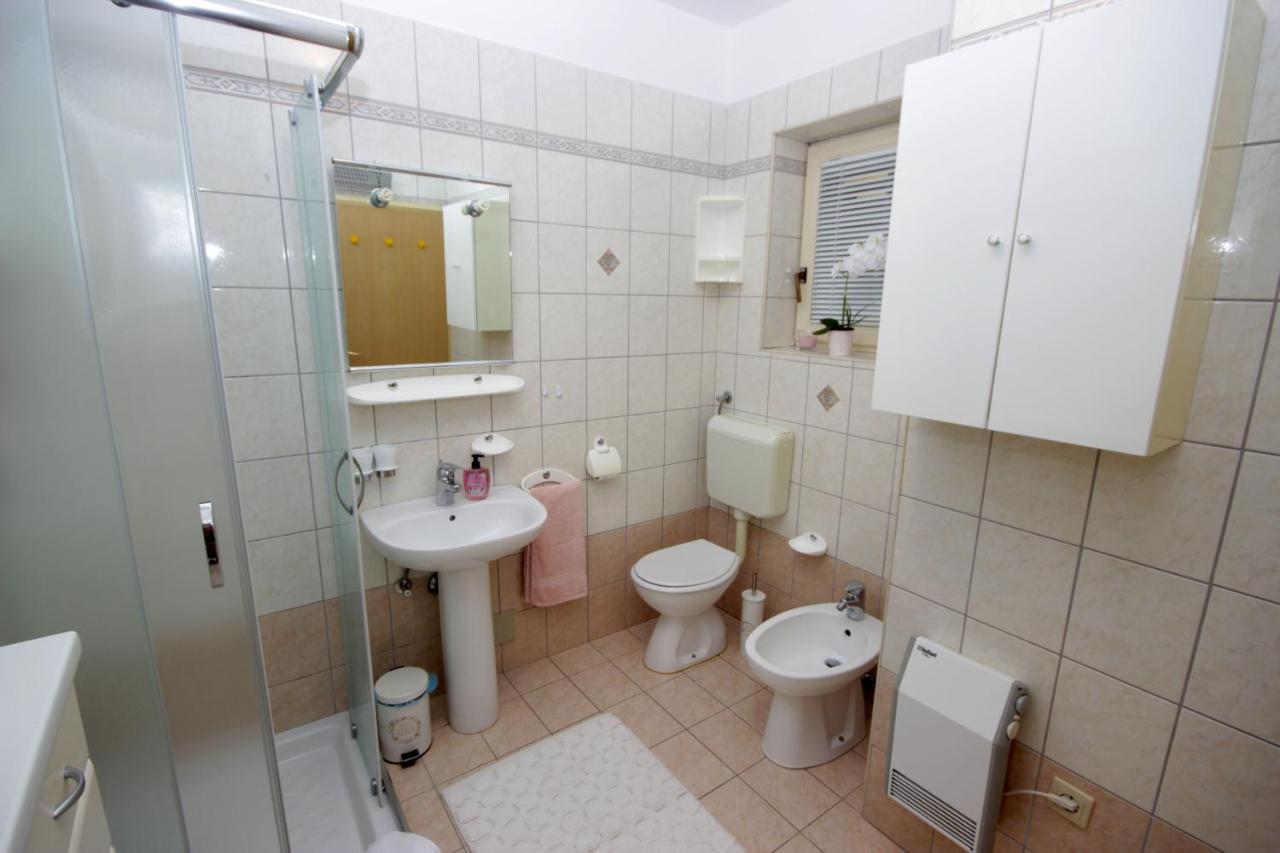 Apartment Ely Rabac Εξωτερικό φωτογραφία